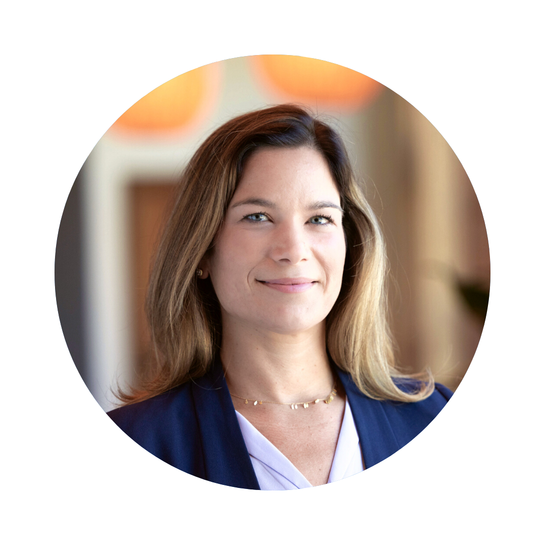 Alexa Clauss - Circular Pic (1)